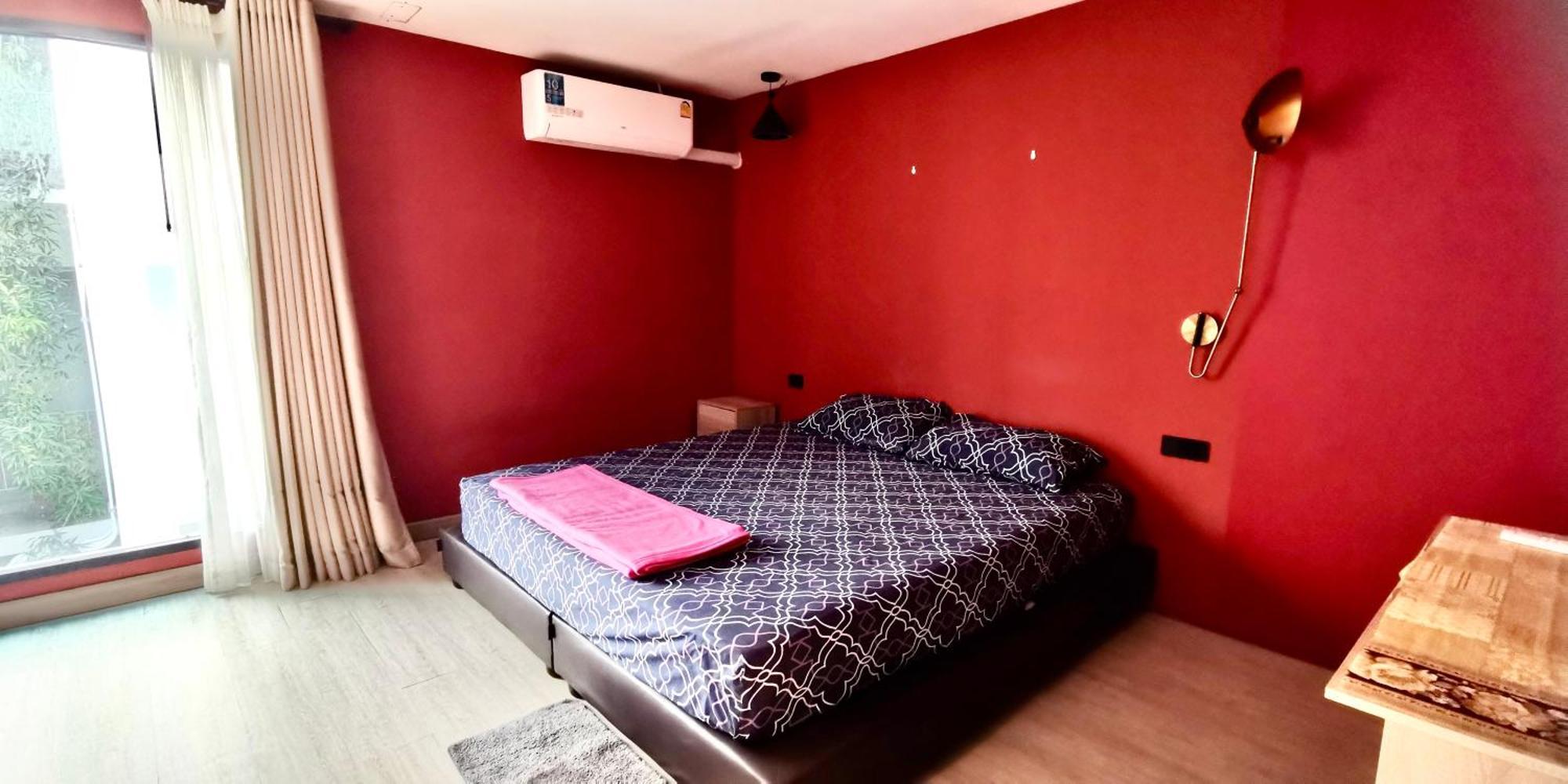 Hash Apartment With Unique Chill Design At Silom Soi 3 Bangkok Buitenkant foto